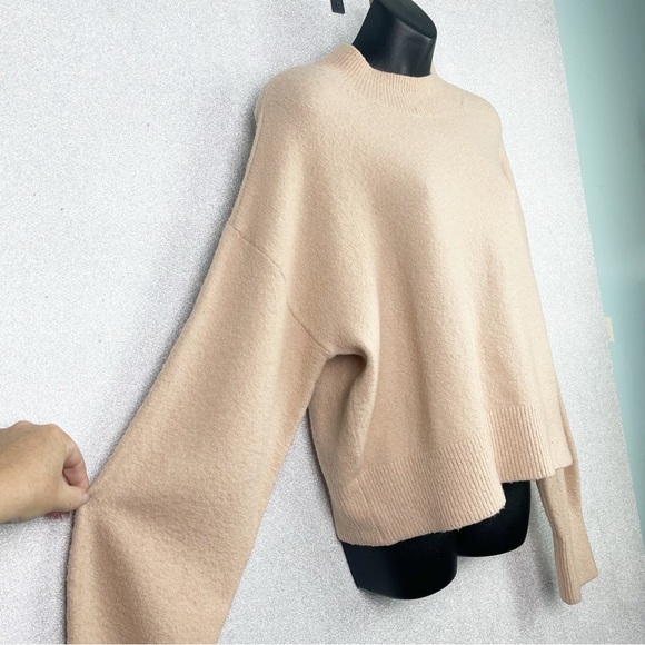 & Other Stories Mock Neck Sweater Cropped Hem Straight Box Bodice Large Caramel - Picture 6 of 14